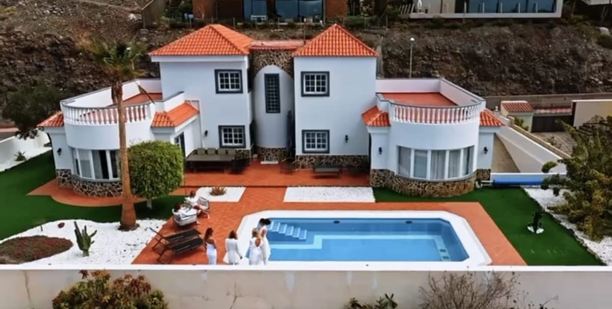 Willa — Tenerife