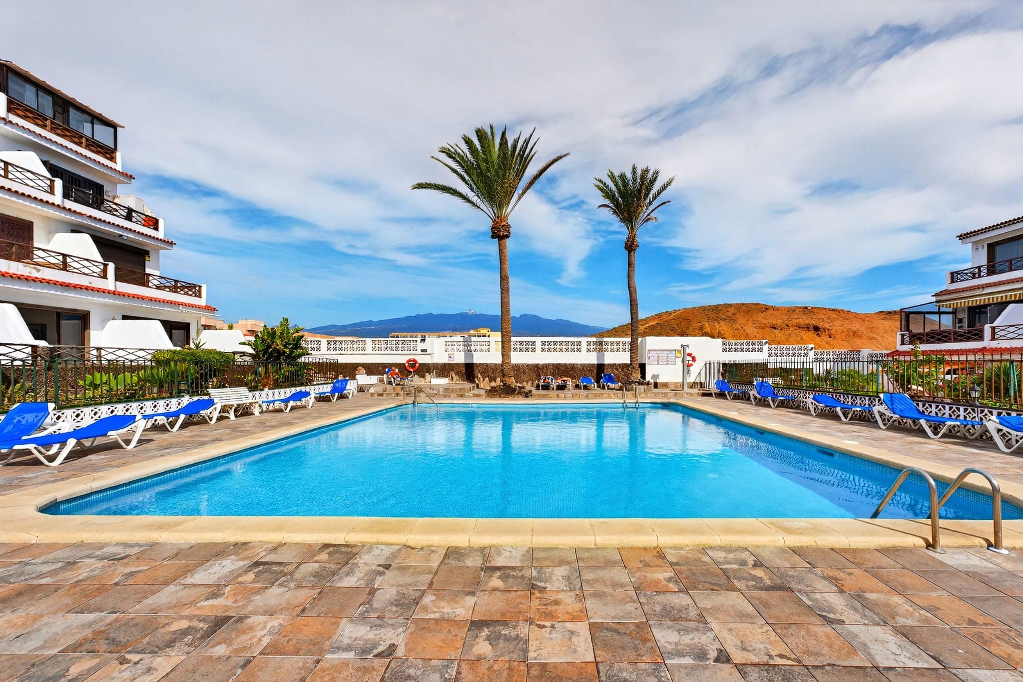 Ocean Breeze Apartment