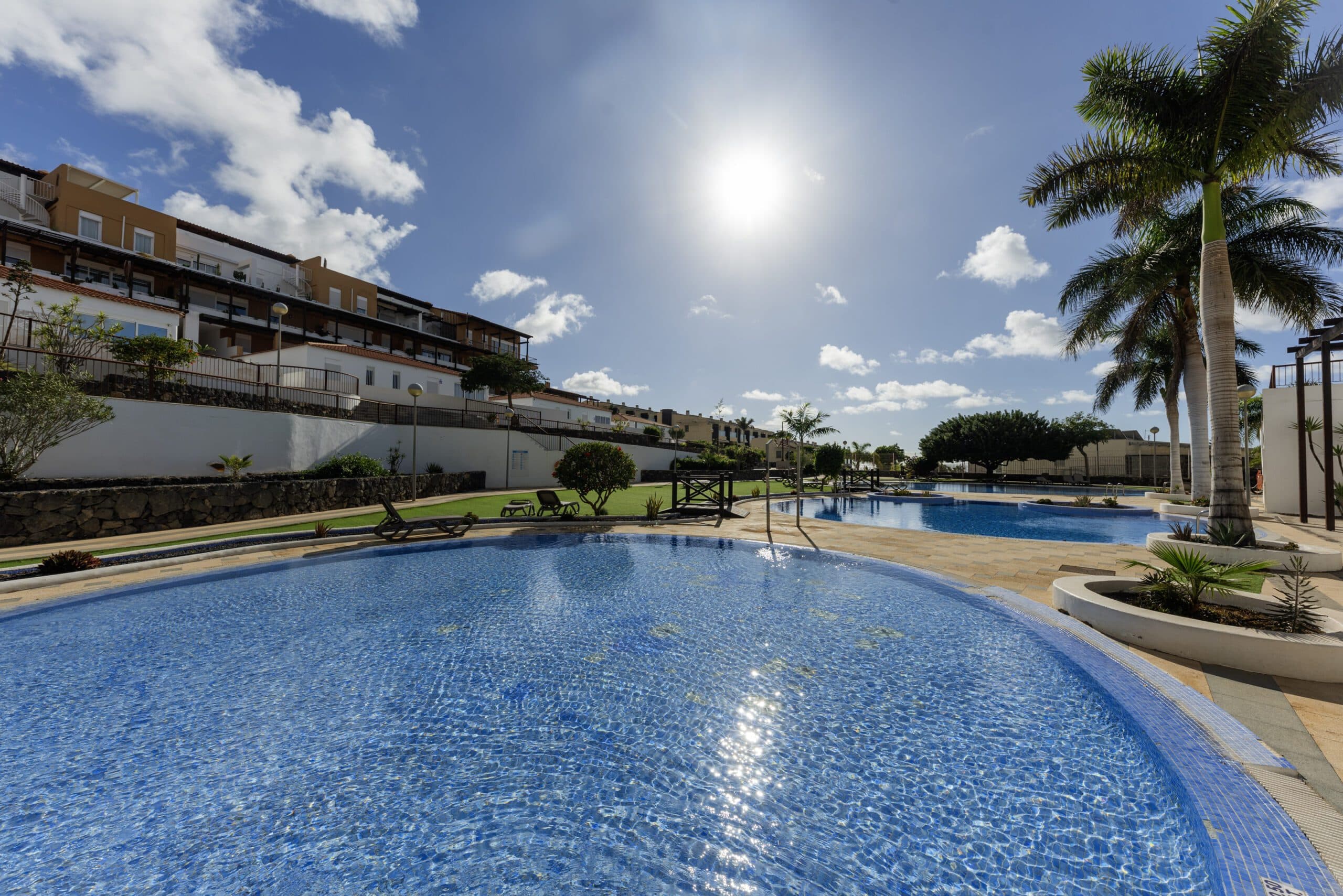 Penthouse Amarilla Golf — 7 Pools
